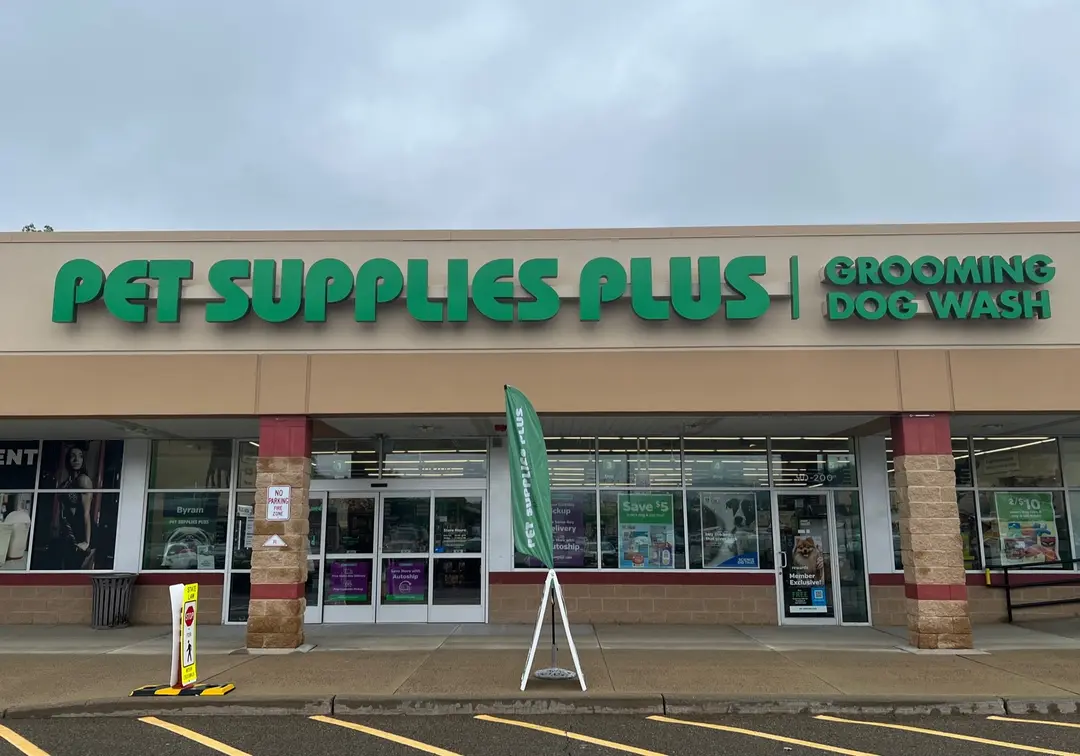 Pet Supplies Plus