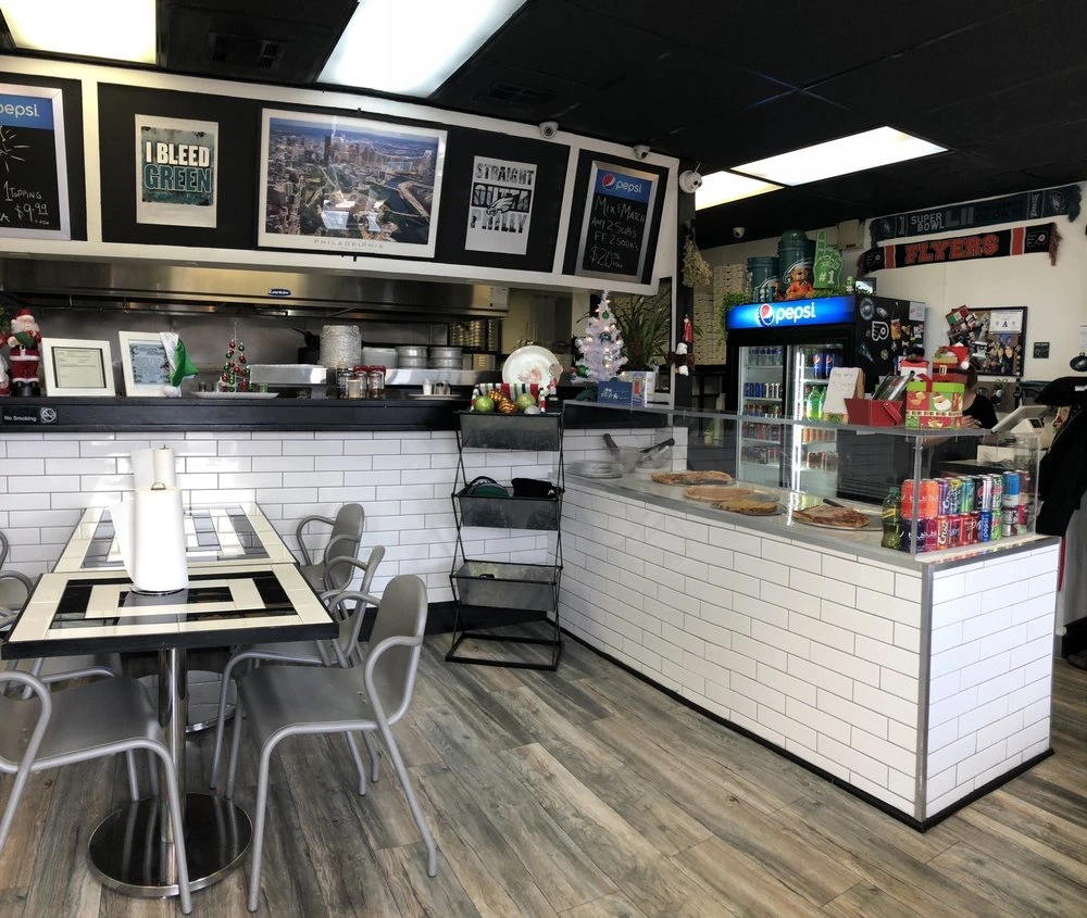 Luccino's Pizza